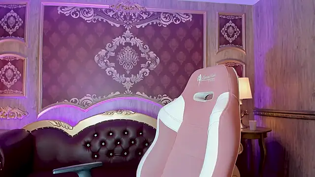 Snapshot of SummersAngel chatting on December 2024 03:09:01 AM SummersAngel online show from December 2024 03:09:01 AM