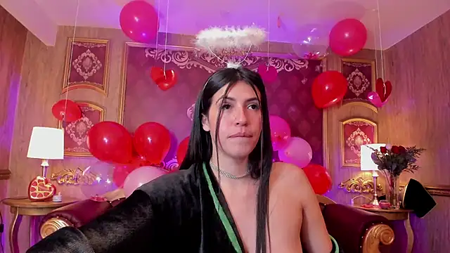 Snapshot of SummersAngel chatting on February 2025 10:00:02 AM SummersAngel online show from February 2025 10:00:02 AM