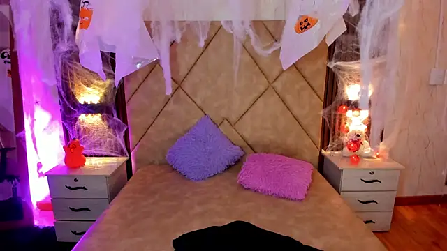 Snapshot of SummersAngel chatting on October 2025 03:14:01 PM SummersAngel online show from October 2025 03:14:01 PM