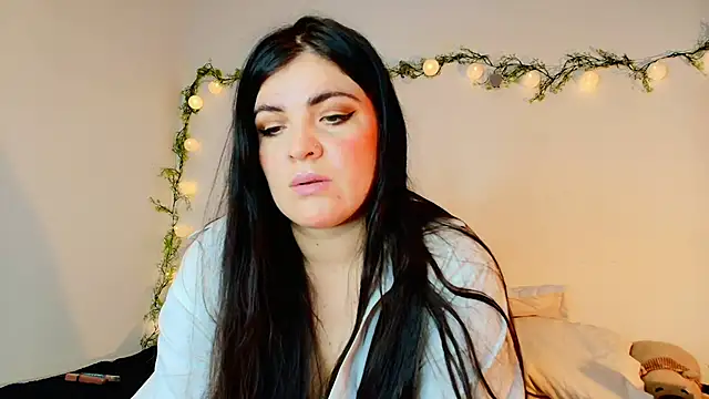 Amara vega online show from May 2026 10:11:02 AM