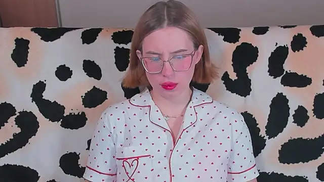 VeronikaKissuchi online show from December 2024 04:17:02 AM