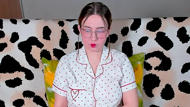 VeronikaKissuchi online show from February 2025 08:21:01 AM