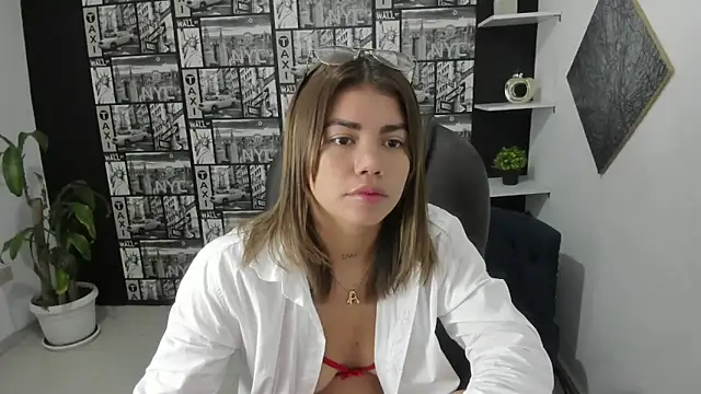 Snapshot of Gissel_Angel chatting on March 2025 07:10:01 PM Gissel Angel online show from March 2025 07:10:01 PM