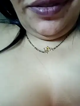 Snapshot of sneha_rose chatting on January 2025 04:25:02 AM sneha rose online show from January 2025 04:25:02 AM