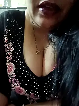 Snapshot of sneha_rose chatting on January 2025 06:43:01 PM sneha rose online show from January 2025 06:43:01 PM