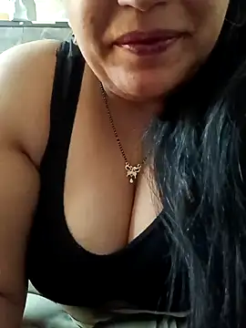 Snapshot of sneha_rose chatting on January 2025 05:37:01 AM sneha rose online show from January 2025 05:37:01 AM