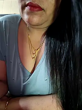 Snapshot of sneha_rose chatting on September 2025 06:15:02 AM sneha rose online show from September 2025 06:15:02 AM