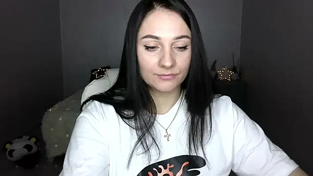 Emelyblum online show from March 2025 05:03:02 AM