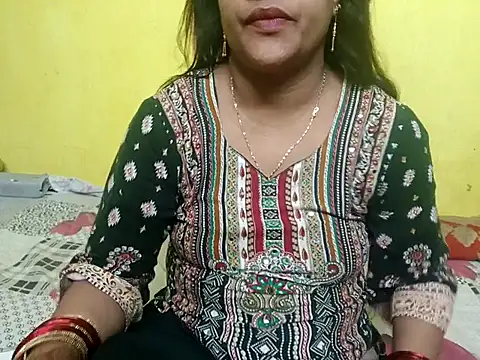 Snapshot of Sexyranibhabhi chatting on October 2025 02:15:01 PM Sexyranibhabhi online show from October 2025 02:15:01 PM