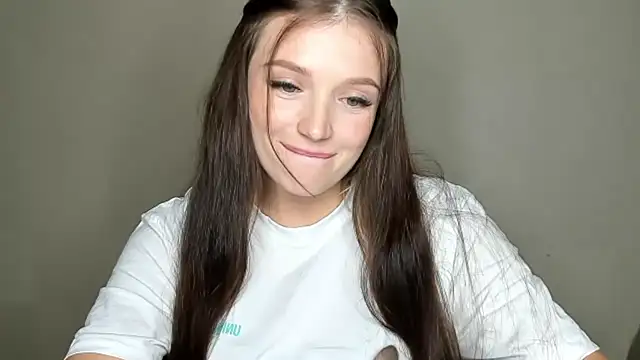 EvaaMillerr99 online show from October 2025 06:13:02 PM