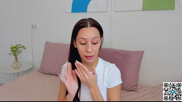 SelenaRousey online show from April 2026 08:12:02 AM