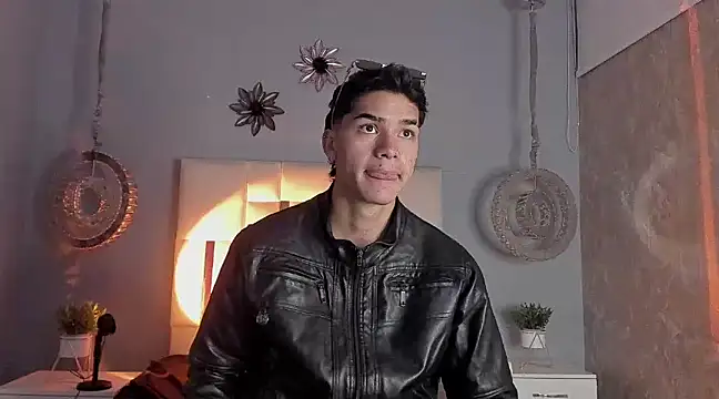 AndyPalmer  online show from December 2024 11:55:01 AM