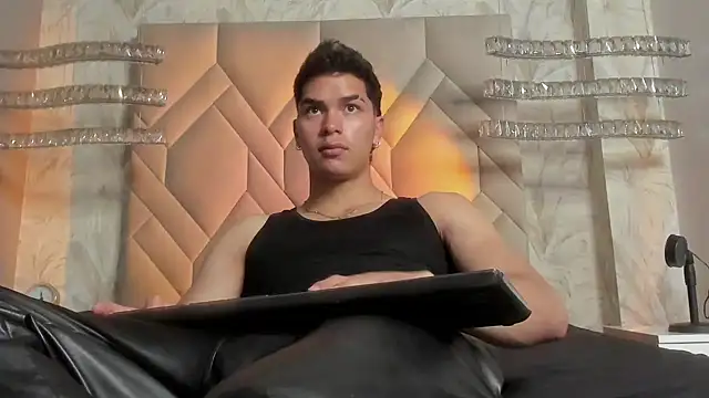 AndyPalmer  online show from January 2025 02:56:02 PM