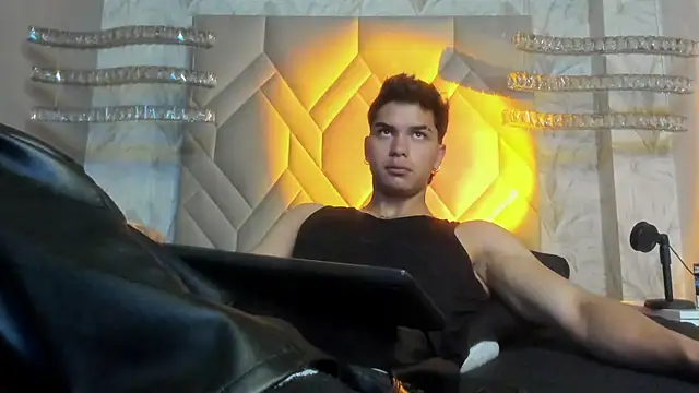 AndyPalmer  online show from January 2025 09:48:02 AM