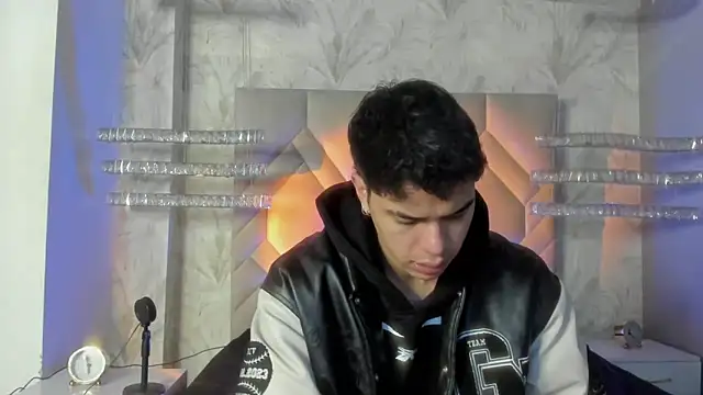 AndyPalmer  online show from January 2025 12:09:02 PM