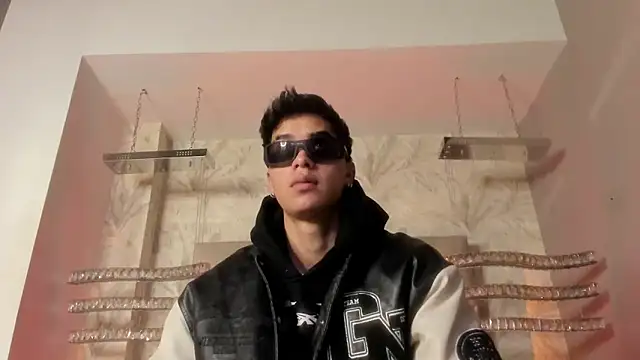 AndyPalmer  online show from January 2025 11:49:01 AM