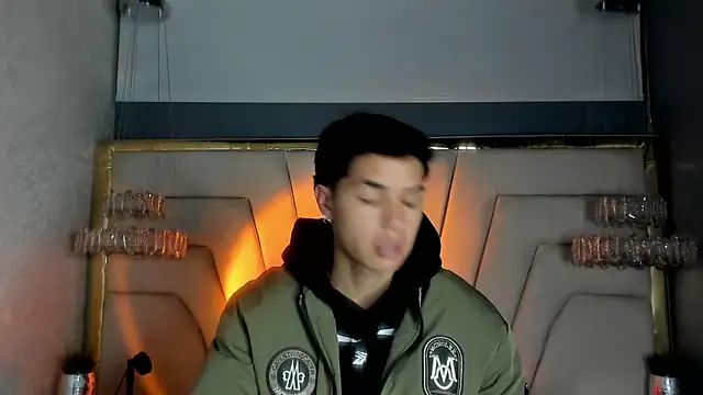 AndyPalmer  online show from January 2025 12:02:02 PM