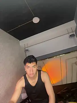 AndyPalmer  online show from February 2025 10:41:01 AM