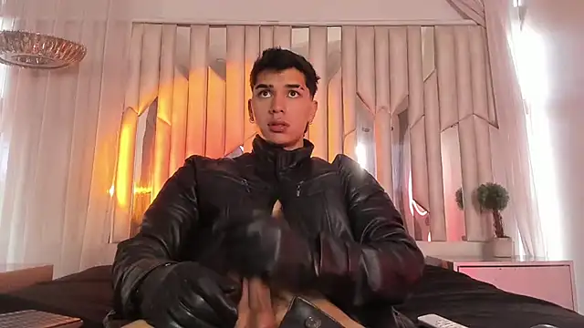 AndyPalmer  online show from February 2025 02:48:02 PM