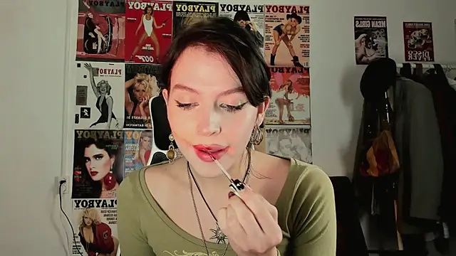 Snapshot of Niky__Jess chatting on November 2025 06:52:01 PM Niky Jess online show from November 2025 06:52:01 PM