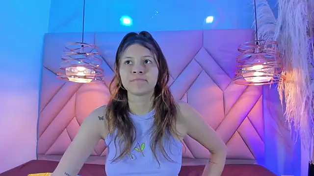 AngelaaCute  online show from February 2025 12:14:02 PM