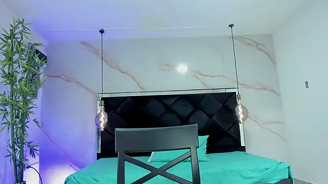 AngelaaCute  online show from September 2025 12:05:01 PM