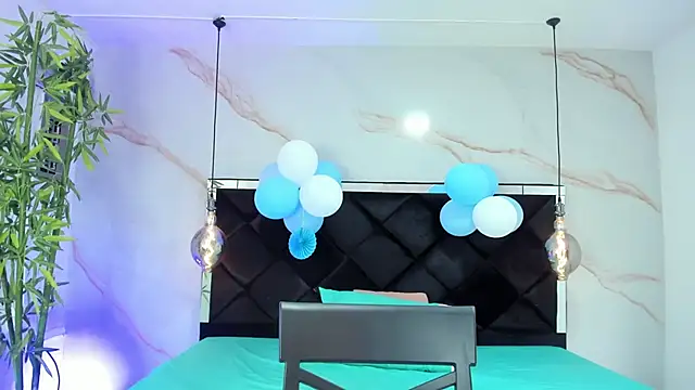 AngelaaCute  online show from September 2025 12:20:01 PM