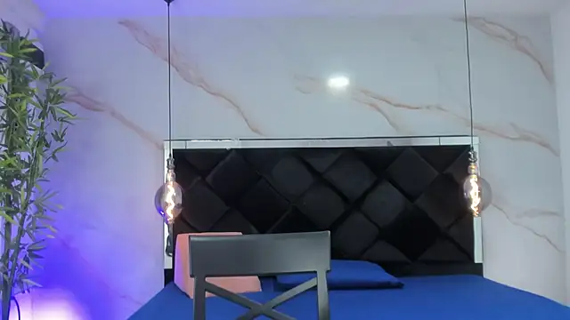 AngelaaCute  online show from October 2025 12:17:02 PM