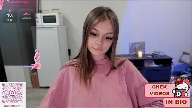 Snapshot of shy_melony chatting on January 2025 12:11:01 AM shy melony online show from January 2025 12:11:01 AM