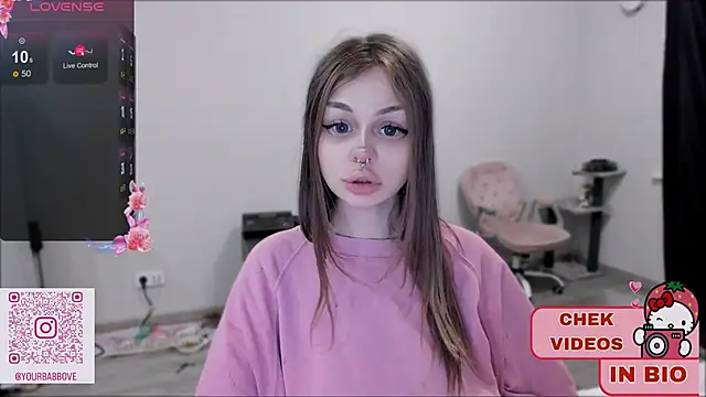 Snapshot of shy_melony chatting on February 2025 06:13:02 PM shy melony online show from February 2025 06:13:02 PM