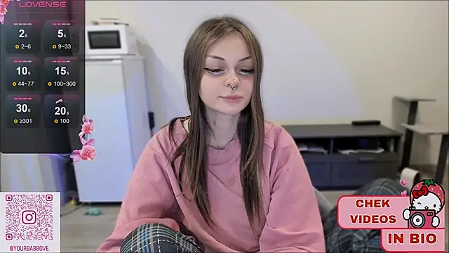 Snapshot of shy_melony chatting on March 2025 10:24:02 AM shy melony online show from March 2025 10:24:02 AM