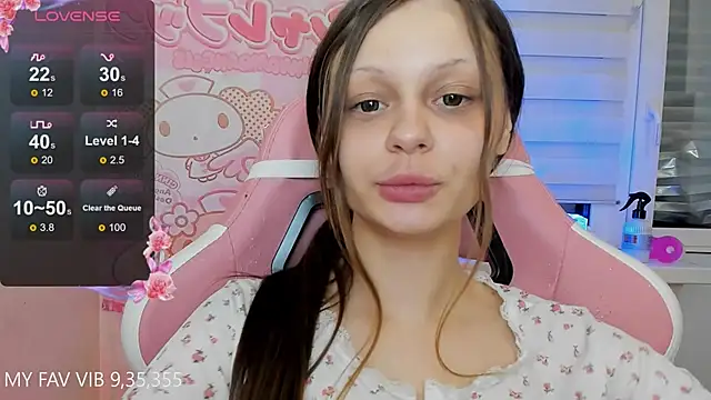 Snapshot of shy_melony chatting on February 2026 04:43:02 PM shy melony online show from February 2026 04:43:02 PM