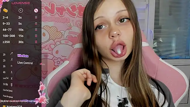 Snapshot of shy_melony chatting on February 2026 06:08:01 AM shy melony online show from February 2026 06:08:01 AM