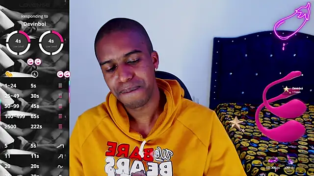 mrjhon26 online show from March 2025 08:43:01 PM