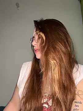 Snapshot of NatyOlson chatting on October 2025 01:59:02 AM NatyOlson online show from October 2025 01:59:02 AM