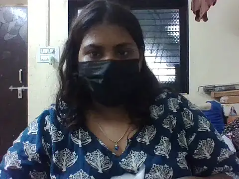 Hotmilfxox online show from May 2026 10:36:01 AM