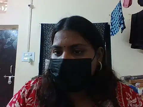 Hotmilfxox online show from May 2026 07:17:02 AM