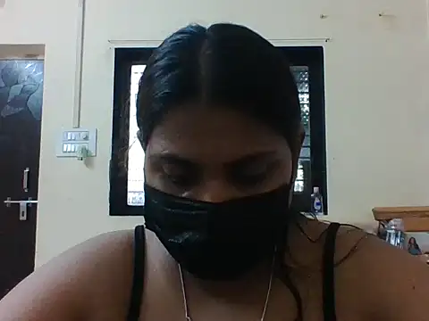 Hotmilfxox online show from May 2026 09:07:01 AM