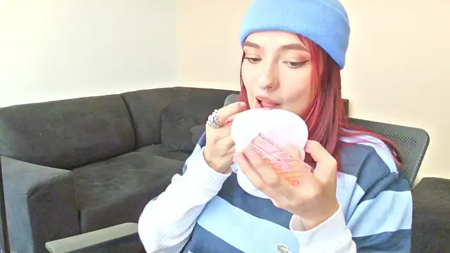 Snapshot of 3badweed3 chatting on January 2025 07:40:01 PM 3badweed3 online show from January 2025 07:40:01 PM