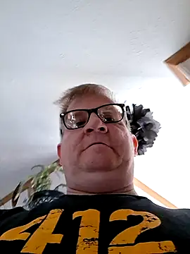 Snapshot of J83560Jason chatting on October 2025 04:51:02 PM J83560Jason online show from October 2025 04:51:02 PM