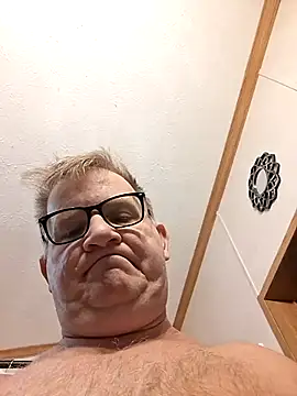 Snapshot of J83560Jason chatting on October 2025 11:44:01 AM J83560Jason online show from October 2025 11:44:01 AM