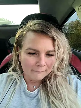 candy queeen online show from September 2025 11:22:02 AM