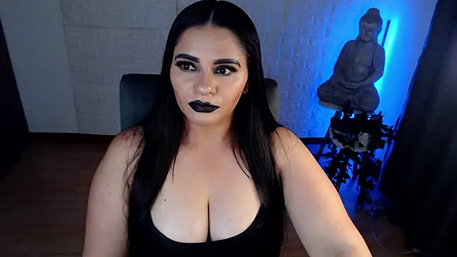 Snapshot of GODDESS_EVANS chatting on February 2025 02:39:01 AM GODDESS EVANS online show from February 2025 02:39:01 AM