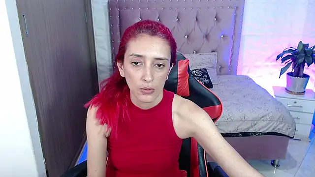 Snapshot of Ruby_Your_Milf chatting on January 2025 12:02:01 AM Ruby Your Milf online show from January 2025 12:02:01 AM