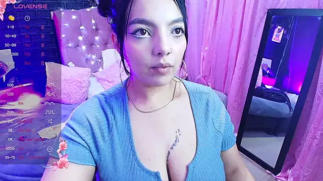 loren tits24 online show from September 2025 09:58:02 PM