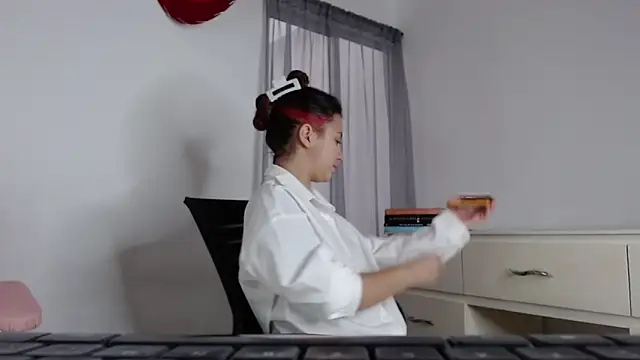 melody  bleir online show from March 2026 08:37:01 PM