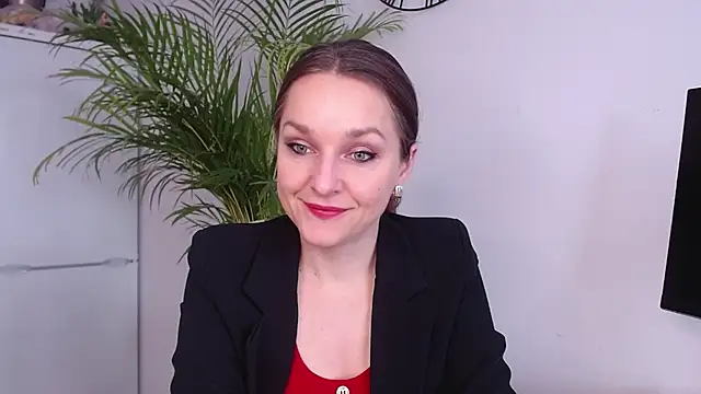 Snapshot of AliciaDesire chatting on March 2025 08:00:01 AM AliciaDesire online show from March 2025 08:00:01 AM