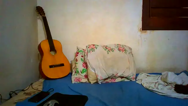 Snapshot of couplemilk chatting on June 2026 09:33:02 AM couplemilk online show from June 2026 09:33:02 AM