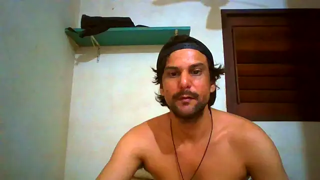 Snapshot of couplemilk chatting on June 2026 08:39:02 PM couplemilk online show from June 2026 08:39:02 PM