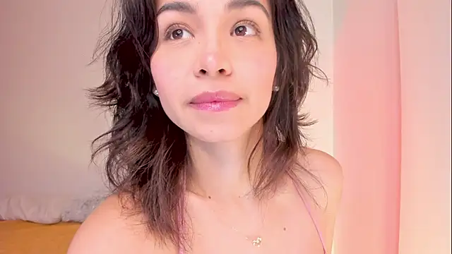 Adriennesexxx online show from March 2025 04:33:02 PM